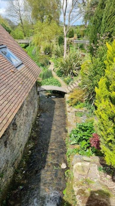 Ancien Moulin Pres D'Un Ruisseau Villa Sallen Ngoại thất bức ảnh