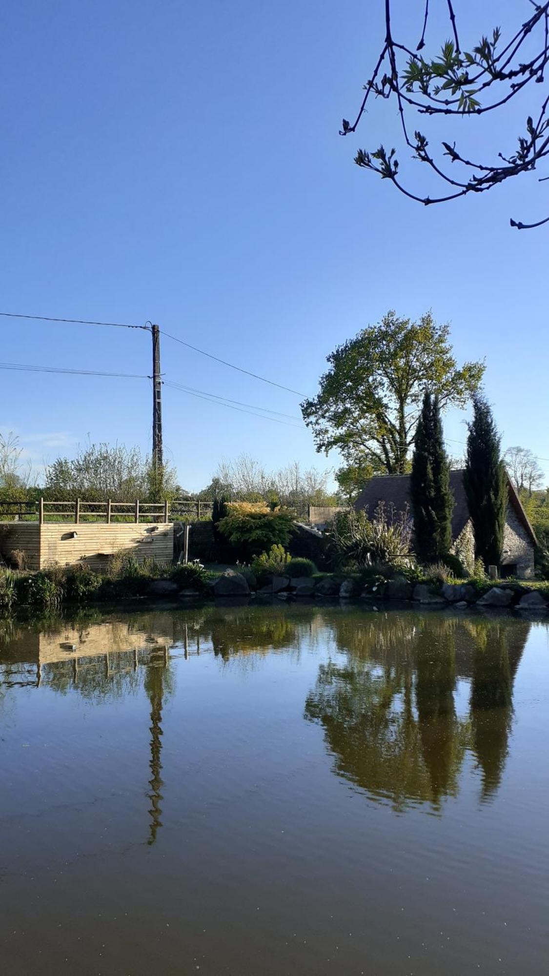 Ancien Moulin Pres D'Un Ruisseau Villa Sallen Ngoại thất bức ảnh
